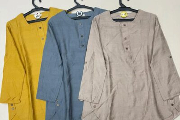 تجربه‌ی بی‌نظیر تونیک زنانه بابوس با جلودکمه و استفاده از بهترین مواد